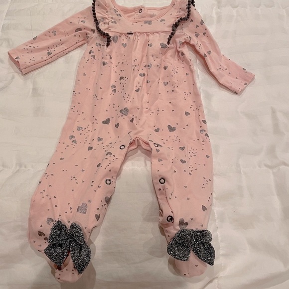 Cutest Footie one piece Sz 6M C4 - Picture 1 of 6
